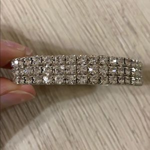 Costume jewelry - bracelet